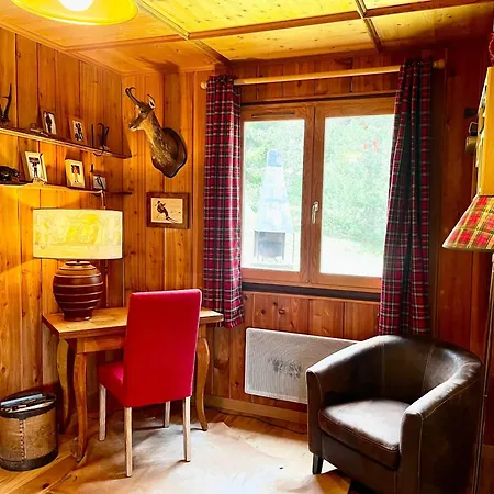 Chaleureux A Avec Vue Sur La Montagne 木屋